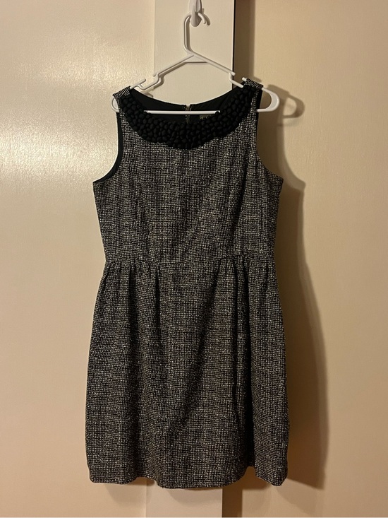 Taylor Dresses & Skirts - Taylor Black and Gray Textured Sleeveless Mini Dress with Beaded Collar